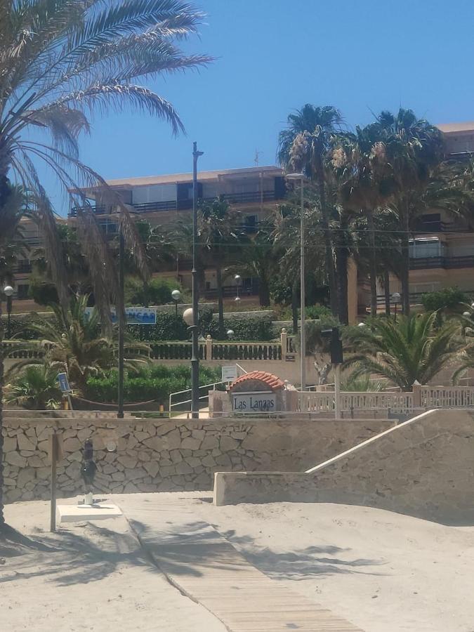 Las lanzas playa muchavista san juan El Campello Exterior foto